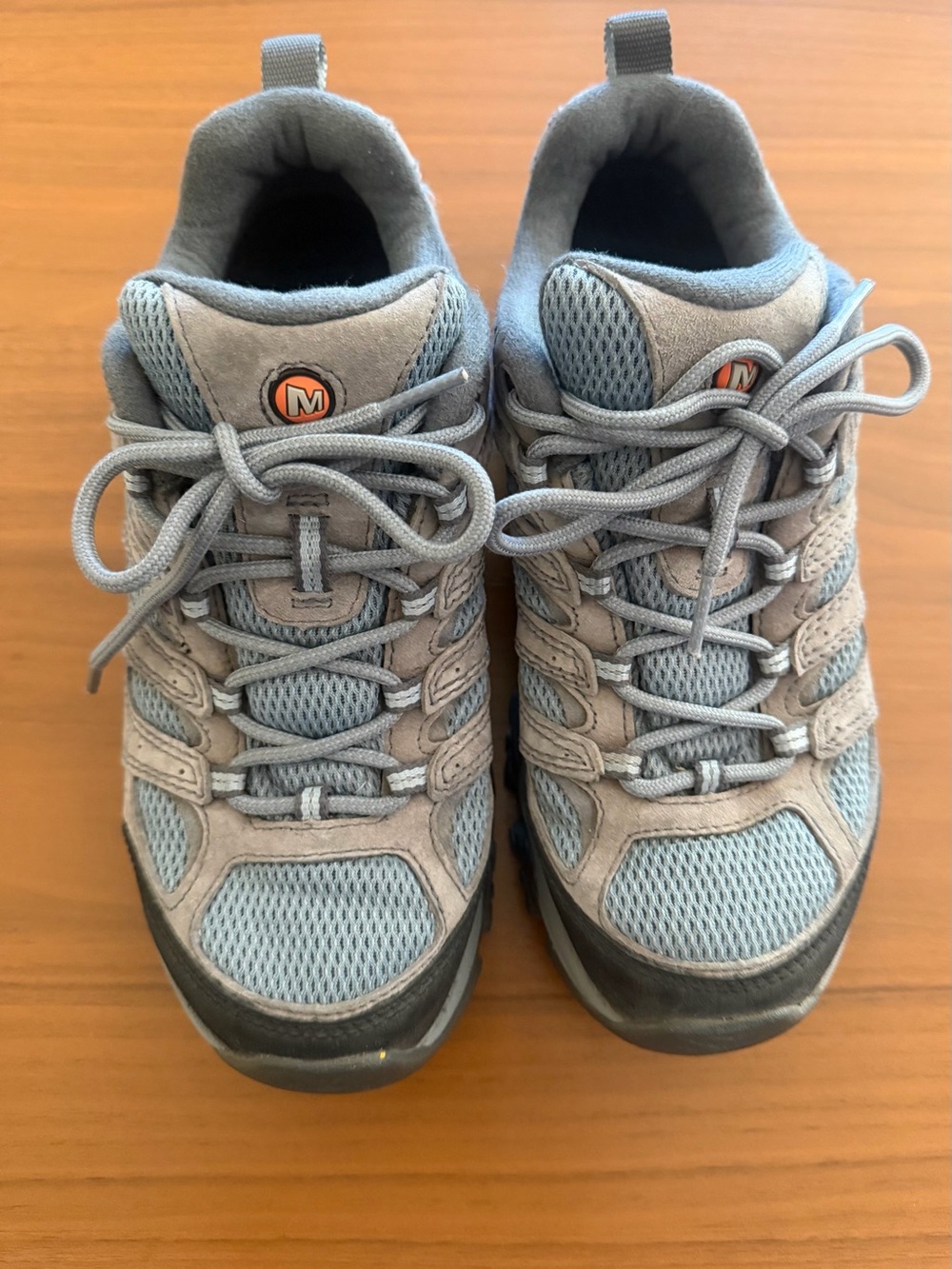 Merrell Women's Moab 3 hiking shoes - Size 8.5